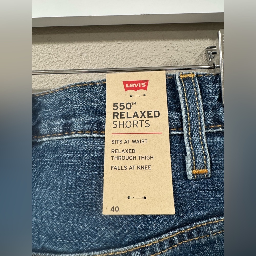 NWT Levi’s 550 Relaxed Men’s Jean Short - Picture 5 of 6